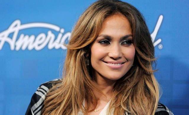 GLAAD honors Lopez for ‘The Fosters’ Jennifer Lopez